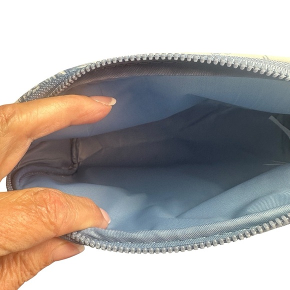 Floral Print Cosmetic Bag Set of 3 NWOT - Picture 4 of 11